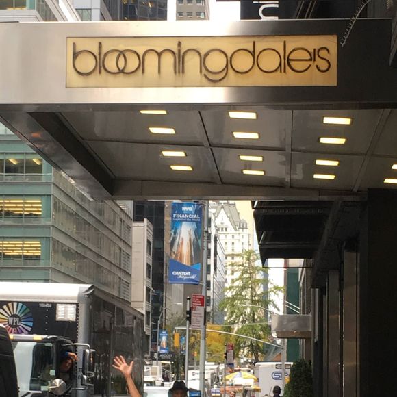 Meet your Posher, Danita - Picture 1 of 1